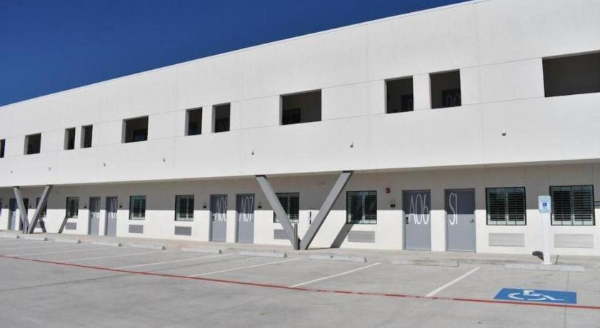 Hotel Bella Jersey Village Εξωτερικό φωτογραφία
